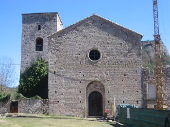 Vista frontal de Sant Pere de la Portella