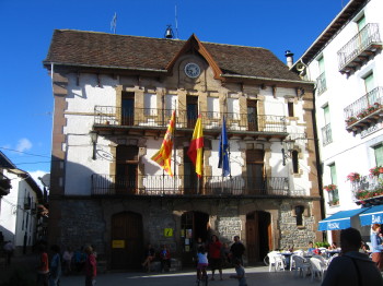 Plaça de l'Ajuntament d'Ansó